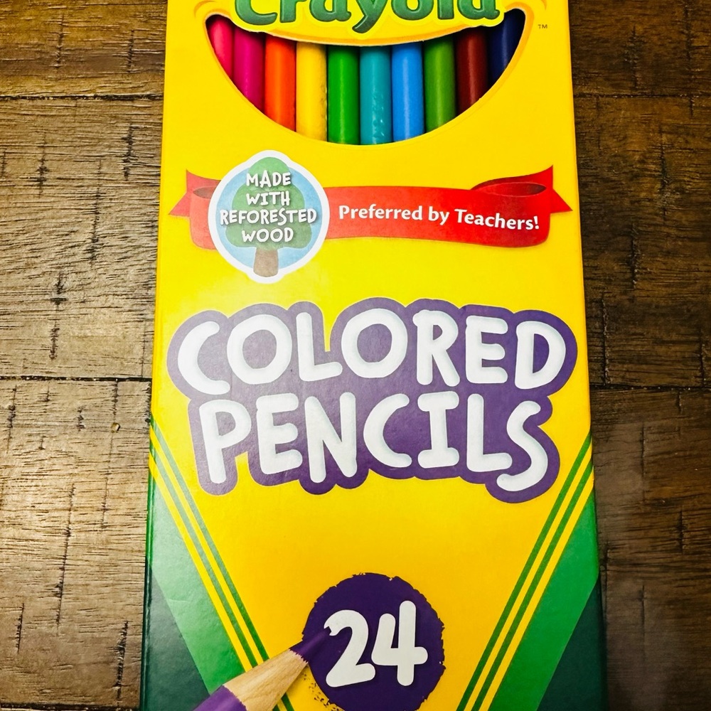 CRAYOLA .. - Picture 2 of 9